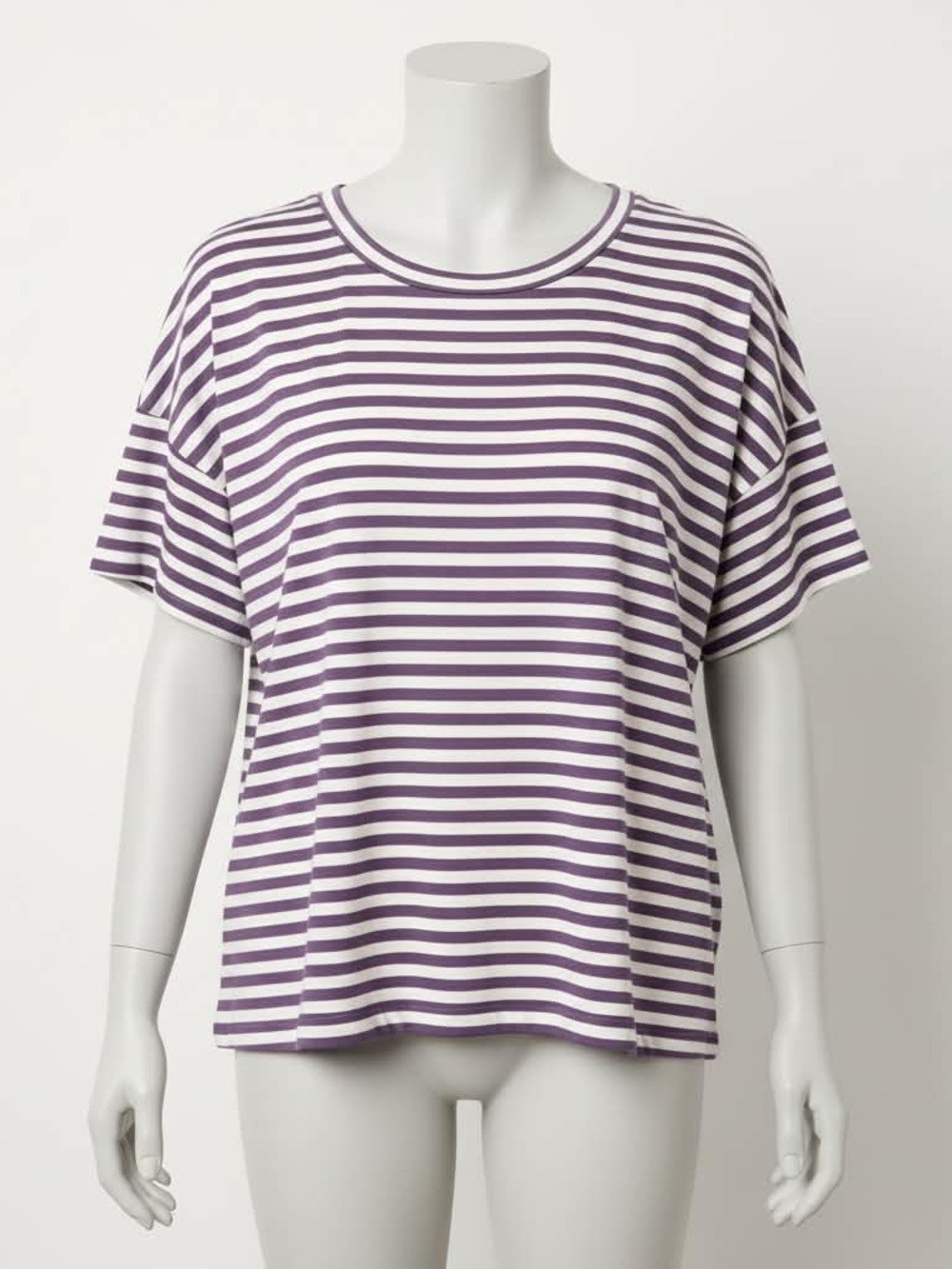 REI Gray and White Striped Short Sleeve Tee